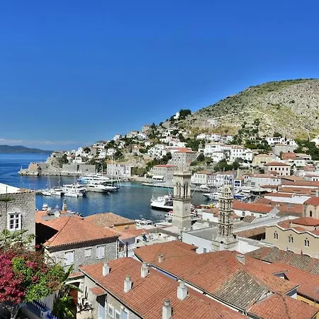 Captain's House For 4 - Historical Hydra 1800 Apartment *